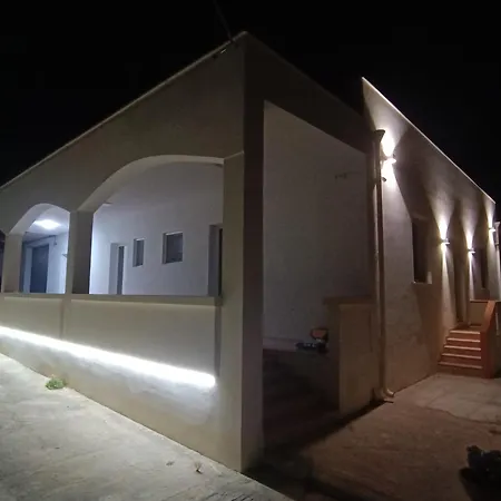 Homestay szállás The White Shell Avola